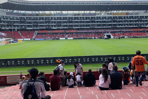 Quito : Match de football avec billet d&#039;entrée et transferts