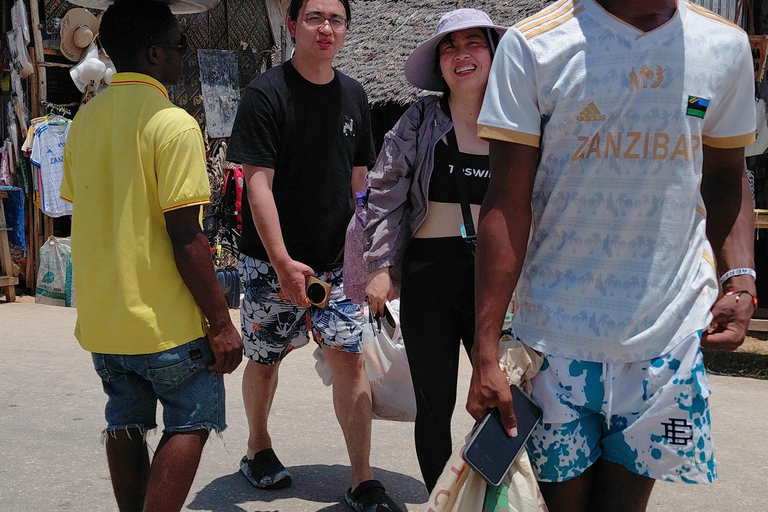 Kaolack: Guided City Tour with Market and Salt Flats
