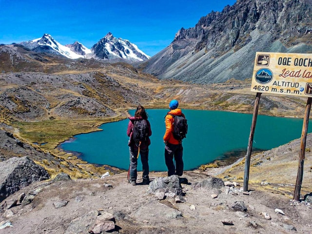 From Cusco: 7 Lakes Ausangate Trek with Breakfast and Lunch