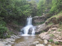 Trek de Parque Nacional Privado Hoang Lien y Tribal Village - Housity