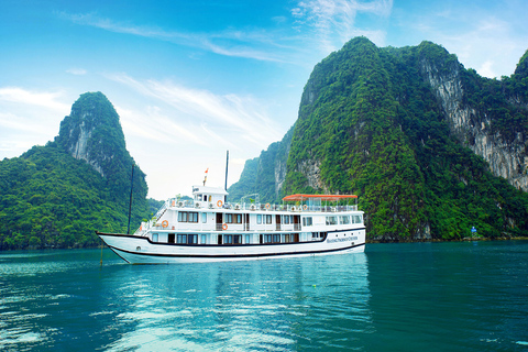 Vanuit Hanoi: 3-daagse 4-sterrencruise naar Ha Long BayVanuit Hanoi: 3-daagse 4-sterrencruise naar Halong Bay