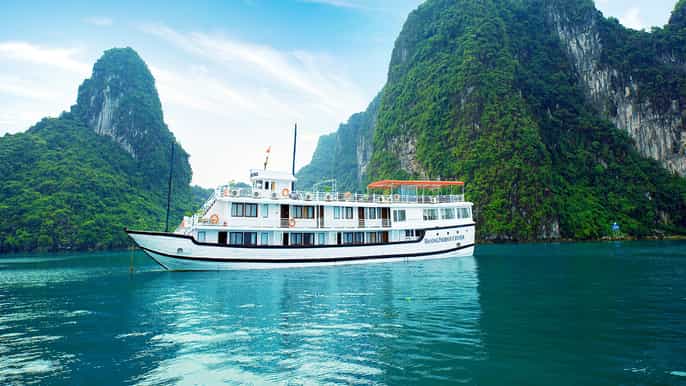 from hanoi halong explorer 3day 4star cruise