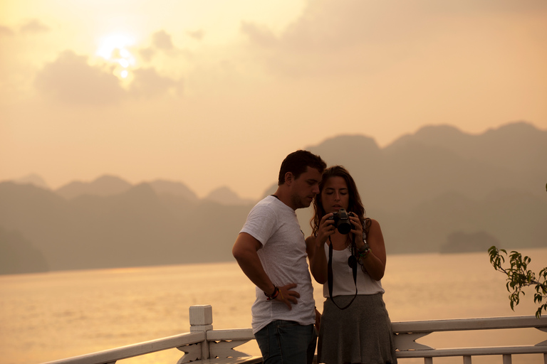 From Hanoi: Halong Explorer 3-Day 4-Star Cruise