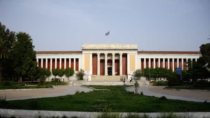 athens national archaeological museum w/ guided tour