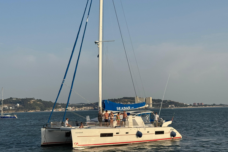 Lisbon: Sailing Experience on a Exclusive Catana 50 Lisbon: Private 2-Hour Catamaran Tour on the Tejo River