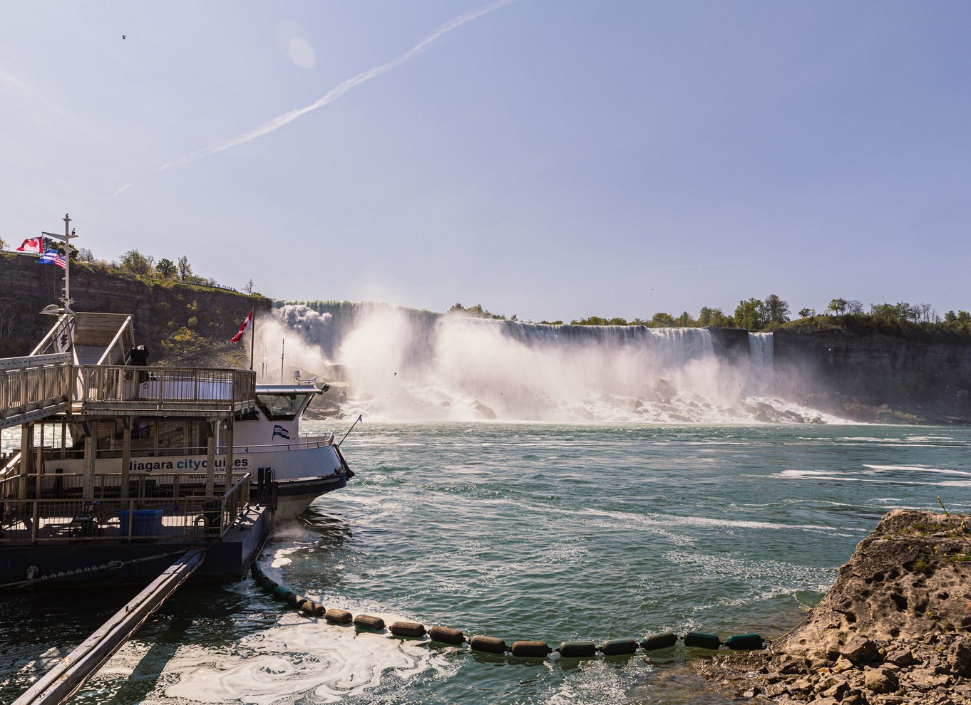 Niagara Falls: Bådtur og rejse bag vandfaldene