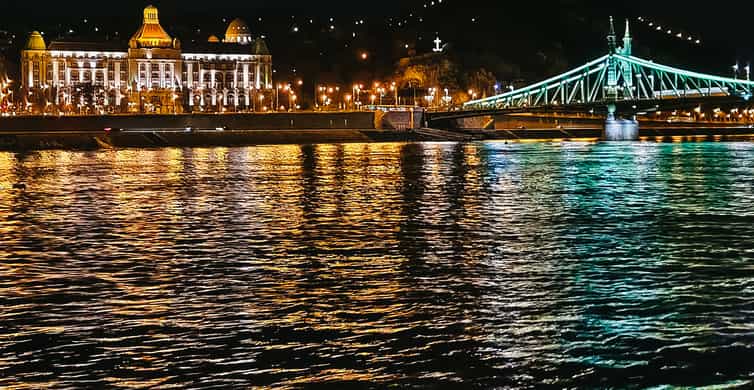 Budapest: City Highlights Sightseeing Cruise photo 14
