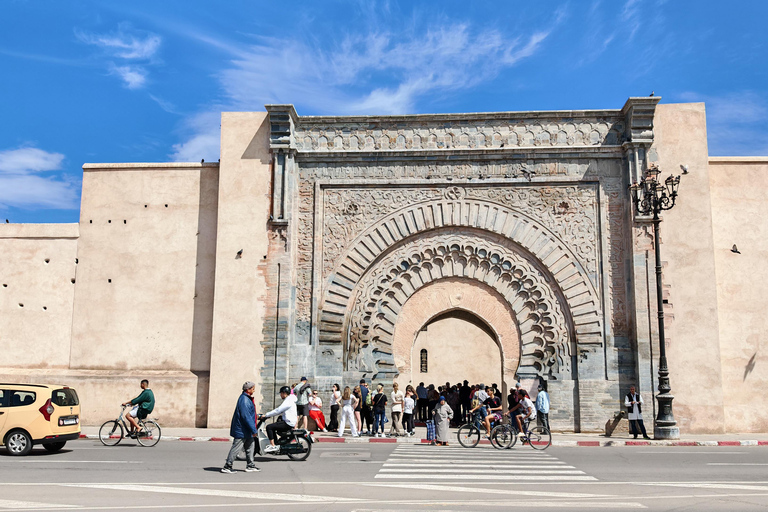 Marrakesh: Bahia Palace, Ben Youssef Medersa & Secret Garden Private Tour in French - Meeting at Your Riad in the Medina