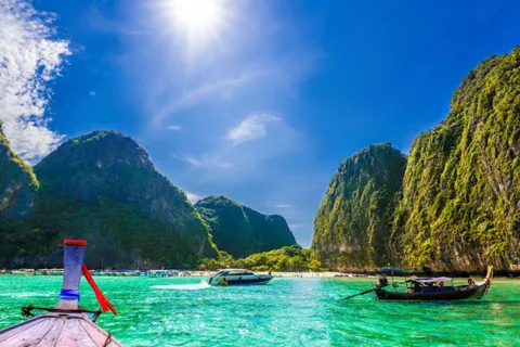 Phuket; Phi Phi, Maya Bay, Bamboo or Khai Island Speedboat