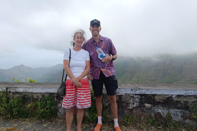 Santiago Island Highlights: The Wild North and Tarrafal Santiago Island Highlights: The Wild North and Tarrafal (English tour guide)