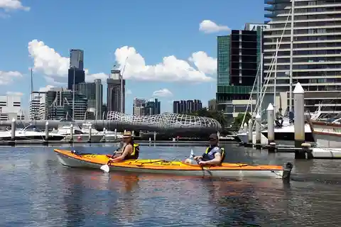 Melbourne: Iconic City Sights Kayak Experience