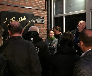 Reeperbahn Walking Tour with St. Pauli Local