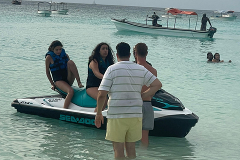 Zanzibar water sports happy hour: jet ski -soufa-kaiak