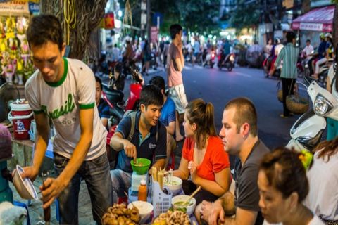 Hanoi: Smakelijke streetfoodtour met gids
