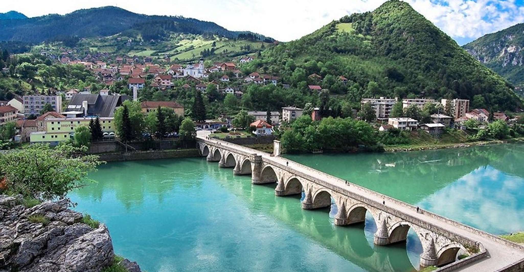 Sarajevo, Višegrad, Andrićgrad, Šargan Train, Drvengrad Tour - Housity