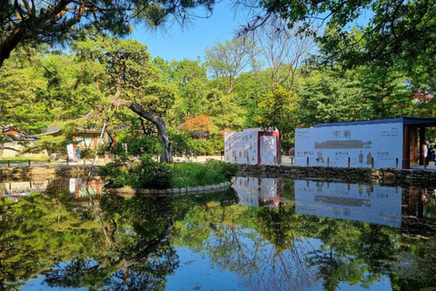 Seoul: Jongro UNESCO Heritage Small Group Walking Tour English Guide