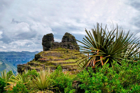 &quot;Waqra Pucara, a majestosa fortaleza que revela os segredos dos Andes&quot;.