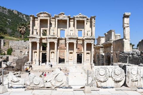 Kusadasi: Ephesus Private Tour with Turkish Bath Experience