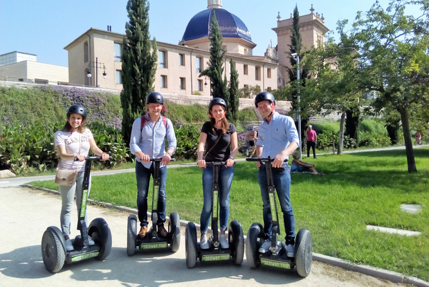 瓦伦西亚：花园和休闲 Segway 代步车之旅