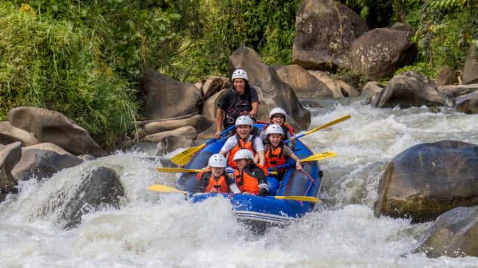 chiang mai mae taeng river white water rafting