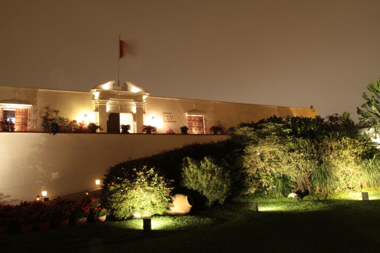 Lima: Ruiny Huaca i Muzeum Larco w nocy z kolacją
