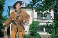 Radebeul, Karl May Museum 1-Hour Costume Tour - Housity