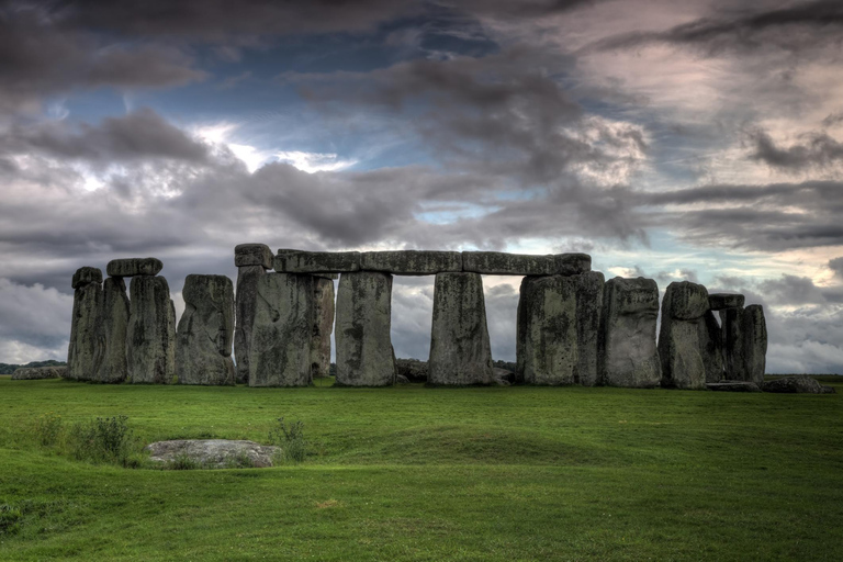 Windsor, Bath, Stonehenge i Salisbury ze świątecznym lunchem