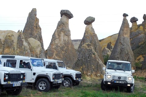 Goreme: Cappadocia Jeep Safari