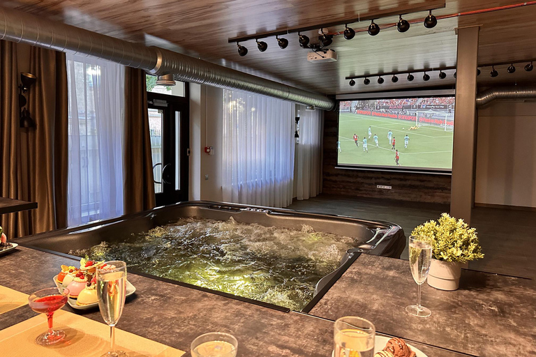 Riga: Private Cinema with Spa Pool 19:00-10:00