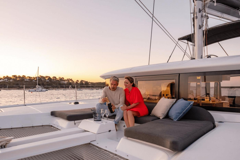 Heraklion Luxury Catamaran Dia Isla -Gourmet Lunch Top RatedPrincipal - Matin ou coucher de soleil