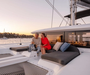 Catamarano di lusso a Heraklion Dia Isla - Pranzo gourmet Top Rated