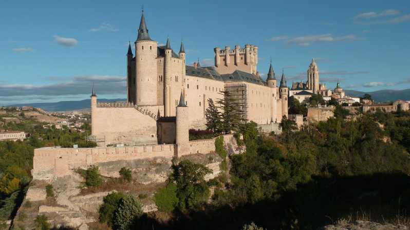 Мадрид: тур по Сеговии и Толедо, Алькасар и собор