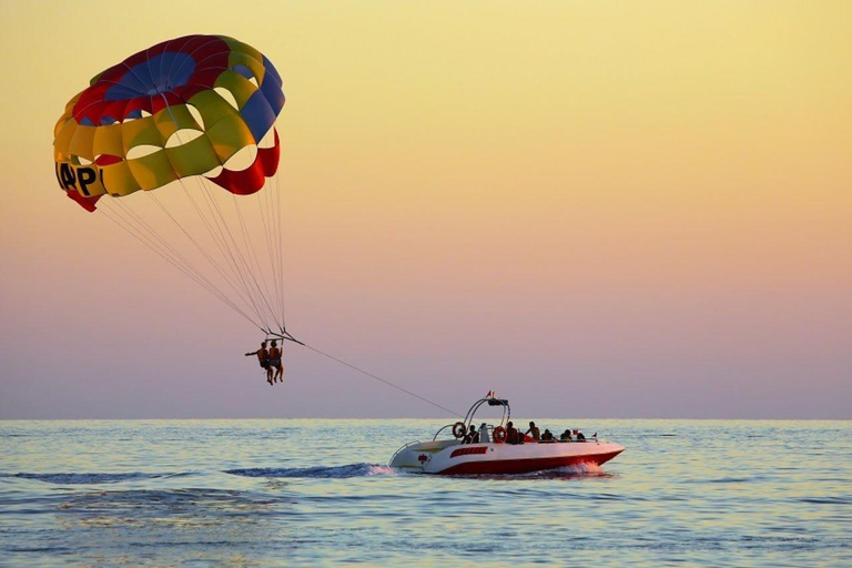 Private Doha Parasailing Experience with Pickup & Drop-Off
