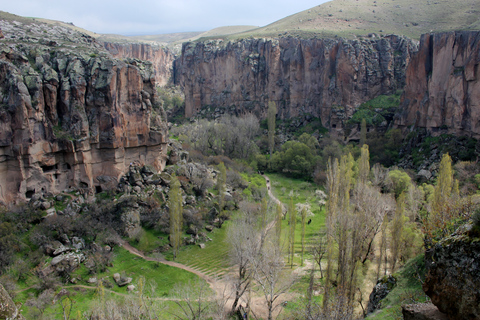 Cappadocia: tour di 2 giorni delle attrazioni con mongolfiera da IstanbulDa Istanbul: Tour di 2 giorni dei punti salienti della Cappadocia con mongolfiera