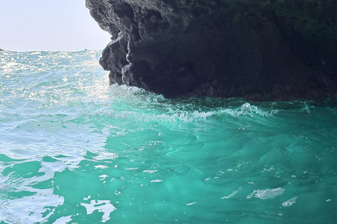 Santiago: Ribeira da Barca Sea Caves Boat Tour & Pickup