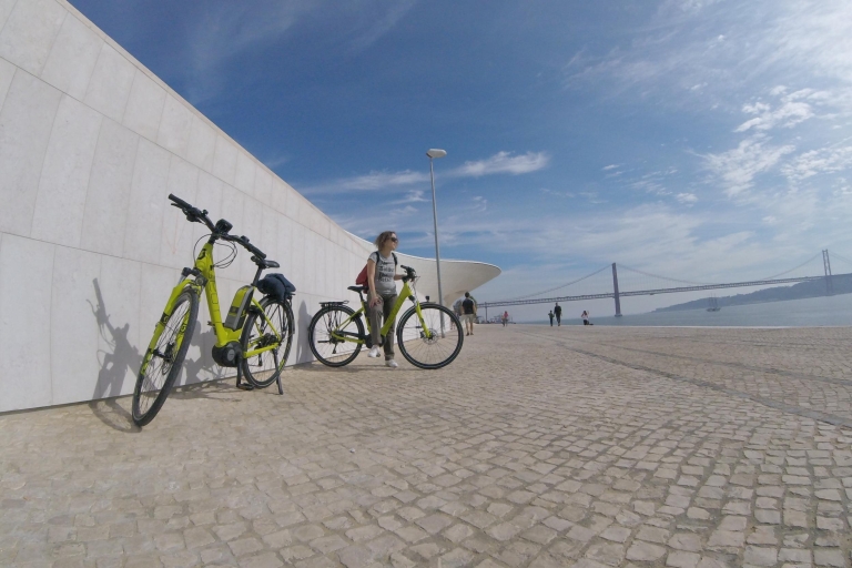 Lisbon: 3-Hour Tour by E-Bike Tour in German