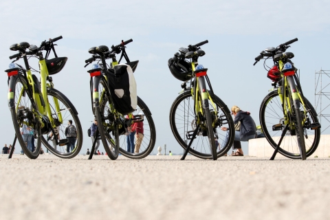 Tour de bicicleta eléctrica de día completo: Parque Natural de ArrábidaTour de Bicicleta Eléctrico de Día Completo en España: Parque Natural de Arrábida