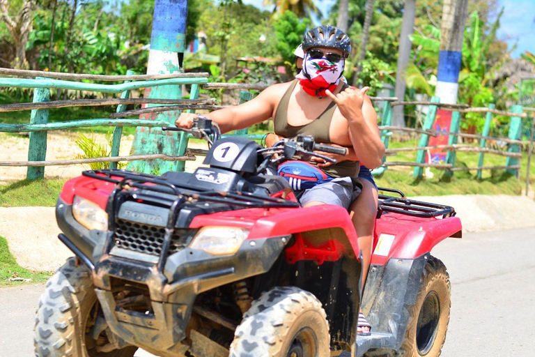 Excursion en Cuatrimoto y Cueva del Río, Playa de Macao Excursion en ATV Quads vista la Playa Macao