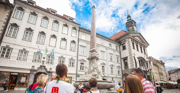 Ljubljana: Rundgang durch die slowenische Küche mit Verkostungen Ljubljana: Rundgang durch die slowenische Küche mit Verkostungen