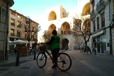 Passeio especial de Segway em Valência + Aluguel de bicicletas o dia todo incluso