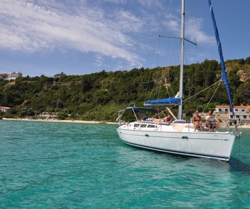 From Nea Fokea: Chalkidiki 6-Hour Cruise by Sailing Boat