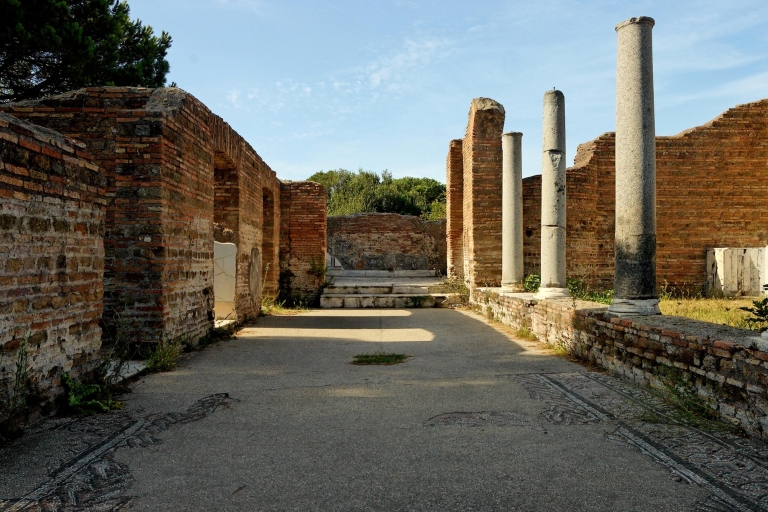 Rome : visite privée à pied d'Ostia Antica avec accès coupe-file