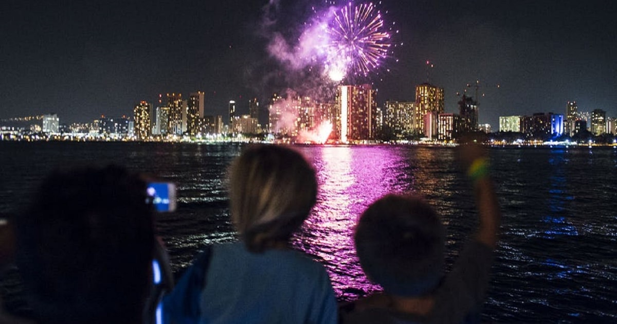 Oahu Waikiki Friday Night Fireworks Cruise Getyourguide