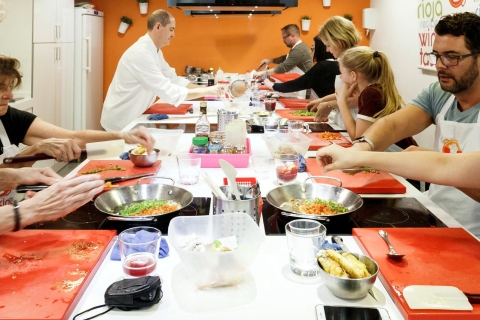 Madrid : demi-journée de cours de cuisine espagnoleCours de cuisine sur la paella et visite du marché