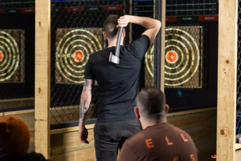 Gold Coast: Axe Throwing with Digital Targets