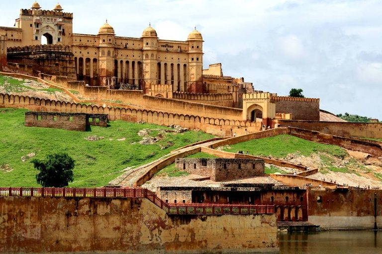 De Jaipur: Tour particular pelo Taj Mahal e Forte de AgraViagem de 1 dia saindo de Jaipur - Carro, motorista e guia que fala inglês