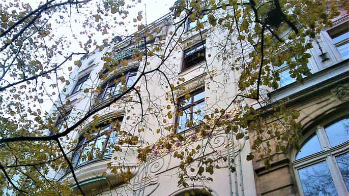 prague art nouveau tour