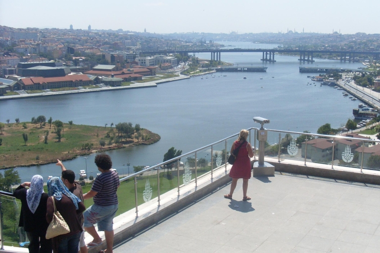 Istanboel: rondvaart van een halve dag over de BosporusIstanboel: rondvaart van een halve dag over de Bosphorus