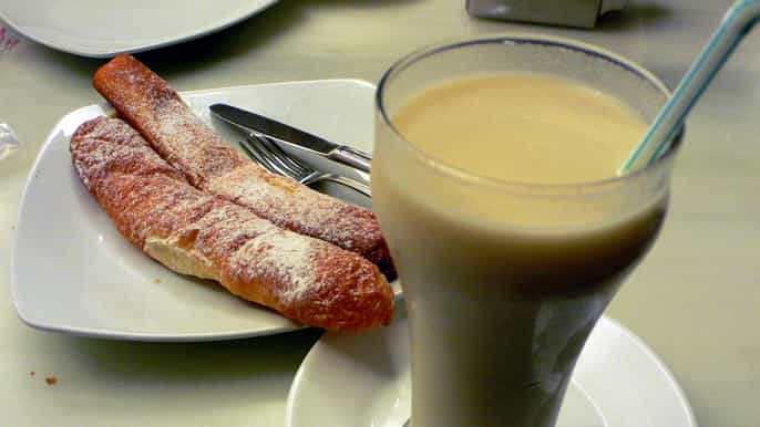 valencia old town walking tour and typical drink