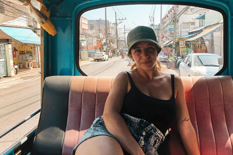 Nairobi: Tuk Tuk Tour with Local Market Visit Couples